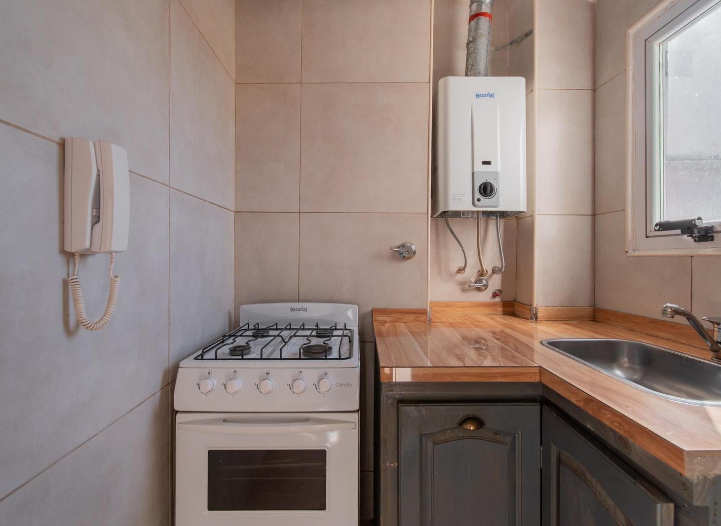 Foto de SALGUERO PROPIEDADES VENDE DEPARTAMENTO DOS AMBIENTES EN ALMAGRO, imagen 3