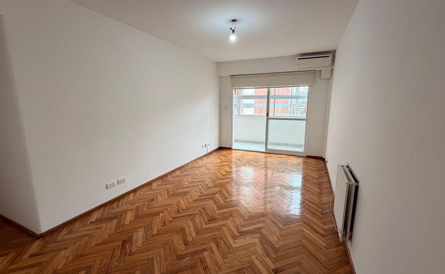 Foto de DPTO ALQUILER 3 AMBIENTES EN BELGRANO CON BALCON, imagen 1