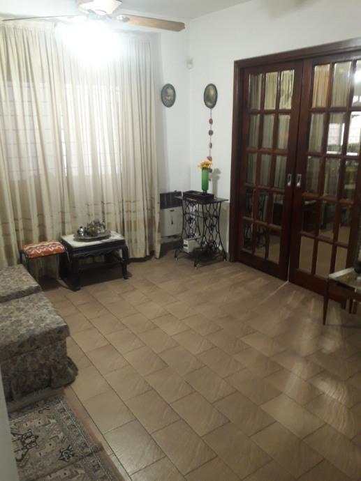 Venta Casa 5 Amb. con Cochdera, Jardin y Patio - Excelente Zona 1