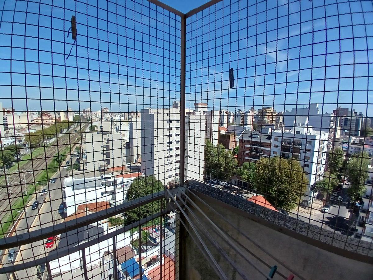 Venta Directa 4 Amb. Balcón a La Calle, Linda Distribución y Prox a La Estacion 4