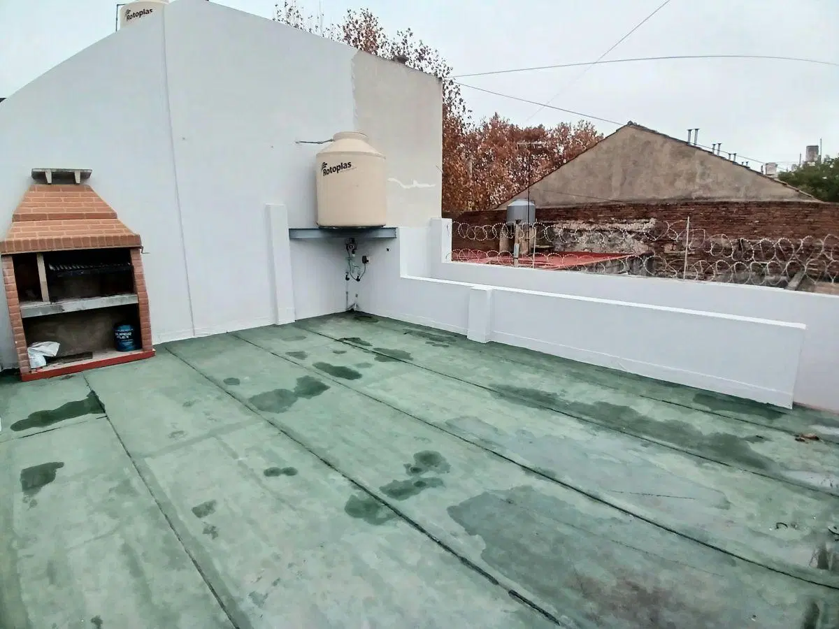Venta PH 3 Amb. Amplio. A Estrenar c/ Cochera. a 3 C/ de Av. H. Yrigoyen al 3700 8