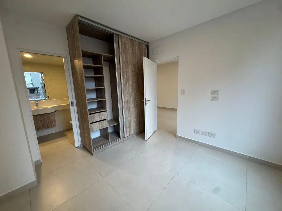 ALQUILER -Espectacular Dto de 2 amb. a estrenar - Edificio de Categoría con SUM y GYM - Lanusita 4