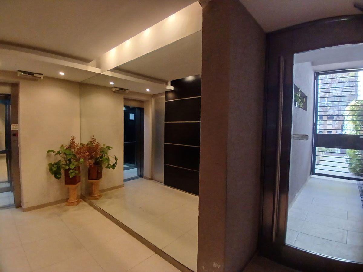 Foto de VENTA Monoambiente divisible en el corazón de Lanusita y . . . Apto, imagen 1