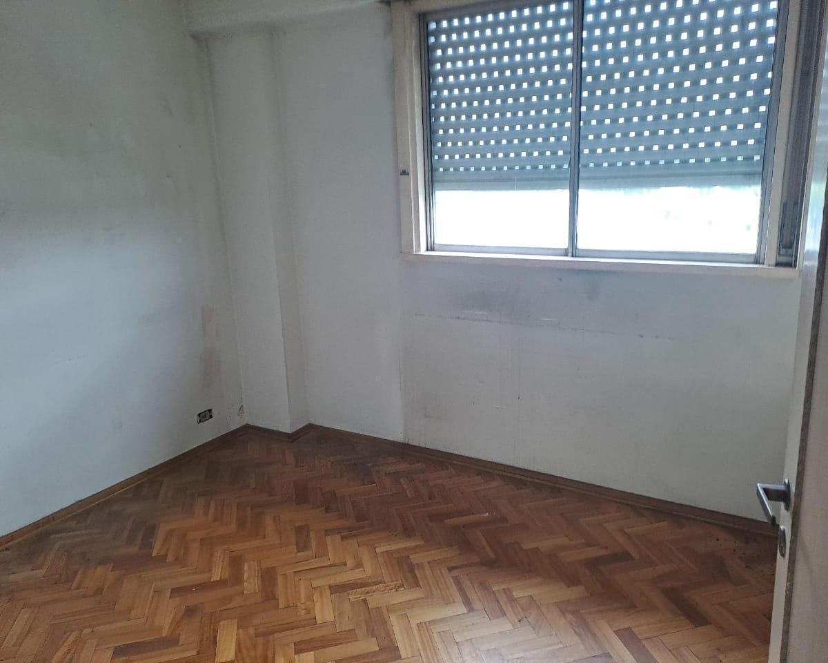 Venta: Versailles 3 Amb Lateral Muy Luminoso. 4