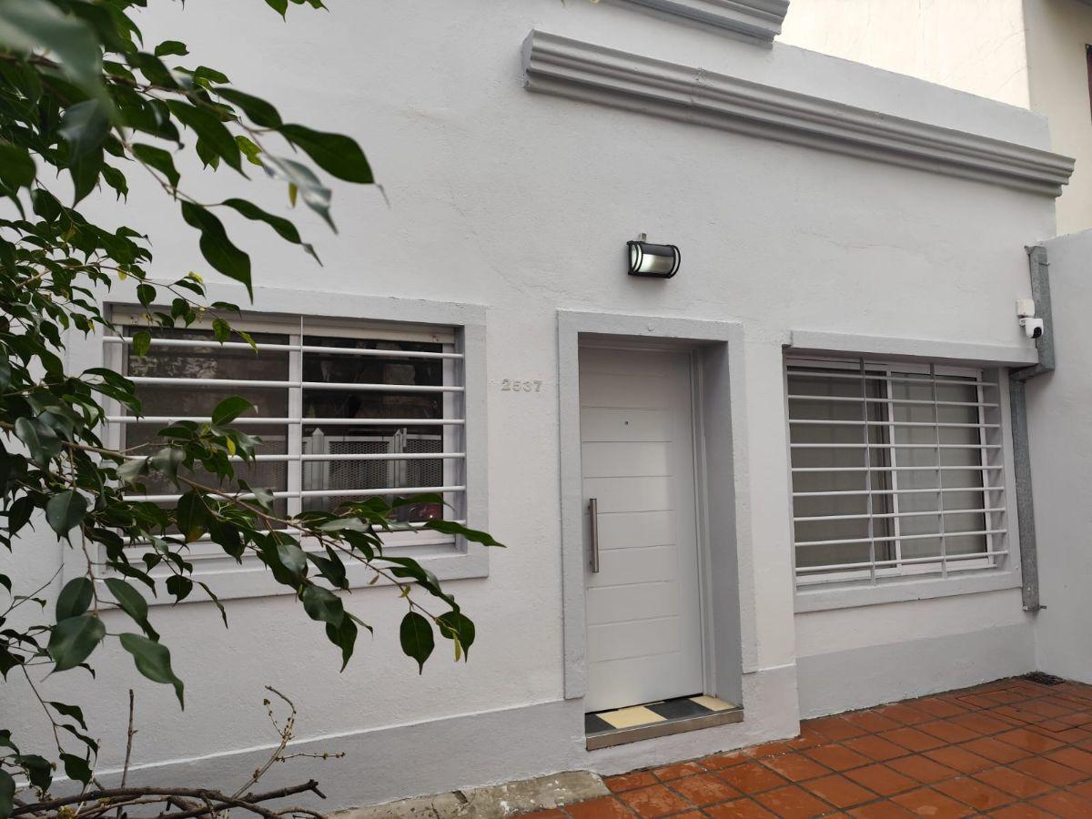 Foto de VILLA DEVOTO: LOTE PROPIO, CASA 3 AMBIENTES TODO A NUEVO, JARDIN ,GGE, imagen 4