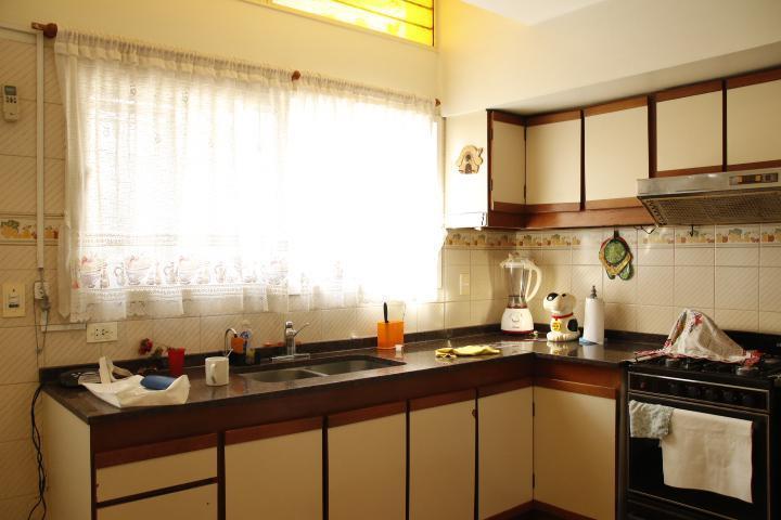Venta Casa 8 Ambientes en Coghlan | Jardin | Cochera 2