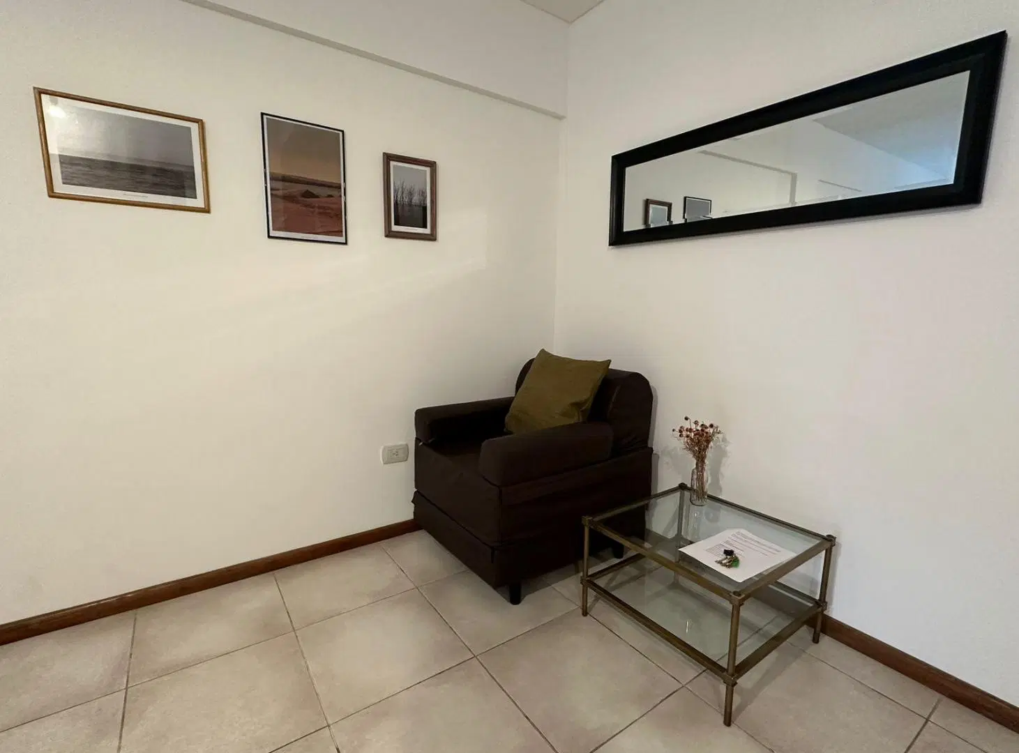 Monoambiente al Frente con balcón 5