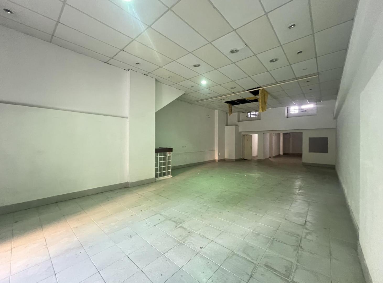 Foto de Local en Villa Urquiza VENTA, imagen 1