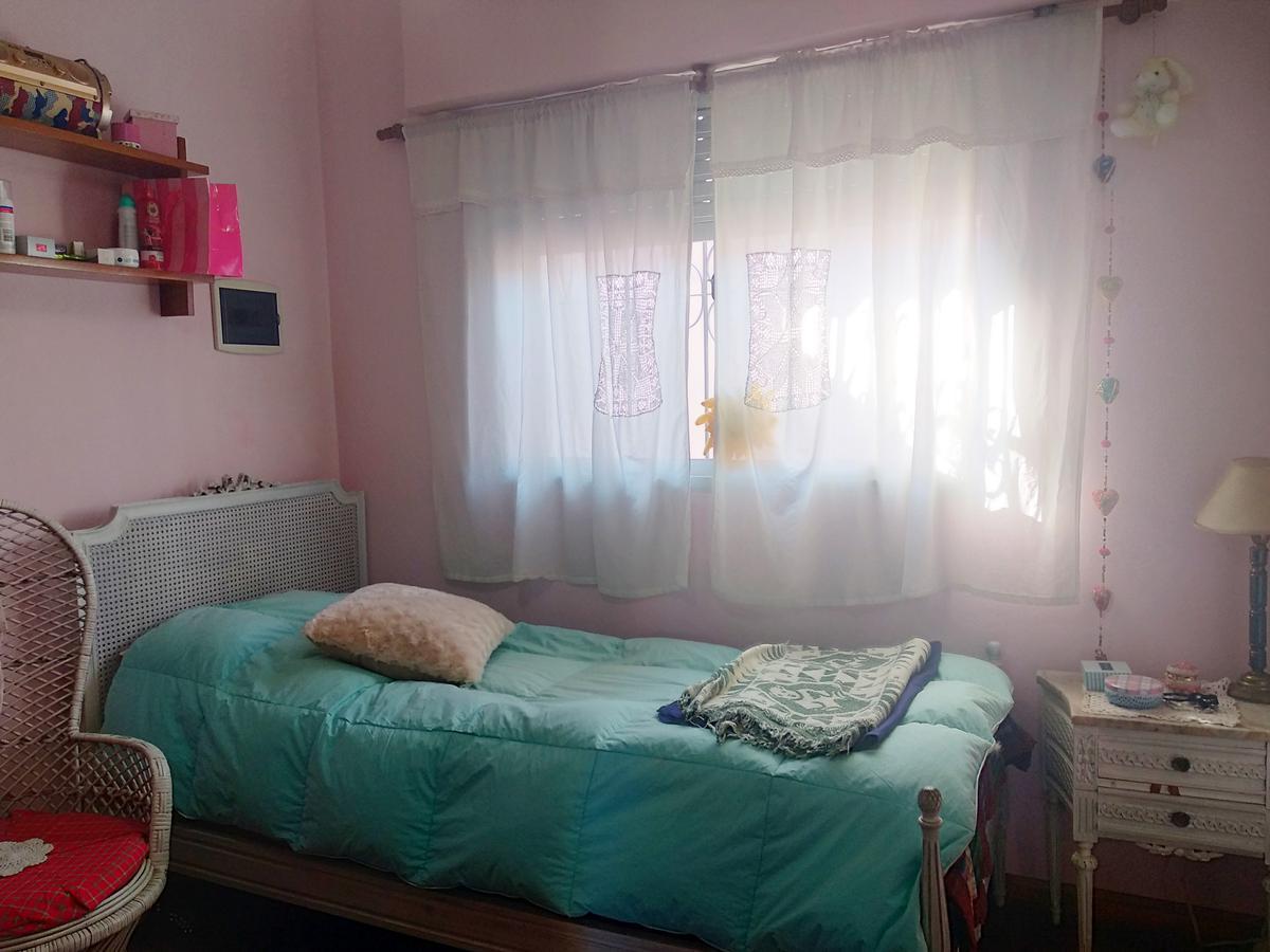 Casa de Tres Dorm. con Pileta en Venta en Rosario 5