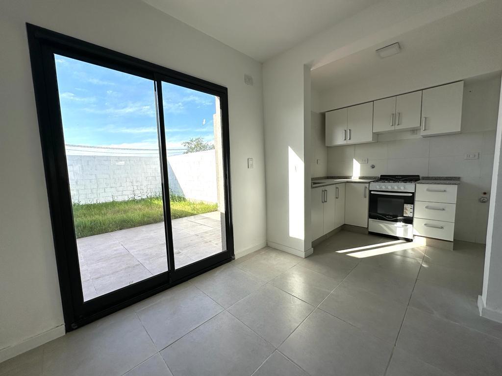 Casa Dúplex de 2 Dorm. en Venta en Terranova - Capitán Bermudez 4