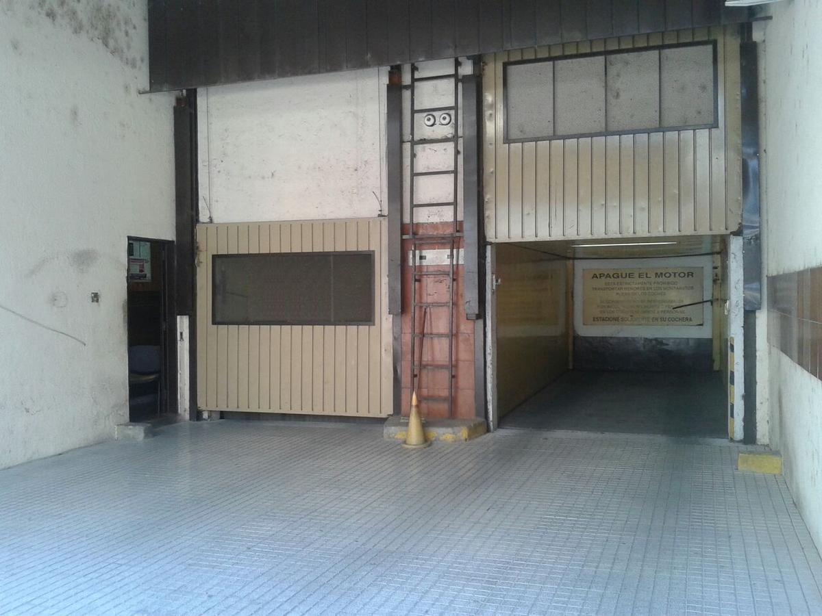 Foto de Maipu 1100 - Cochera en venta en Rosario, imagen 1