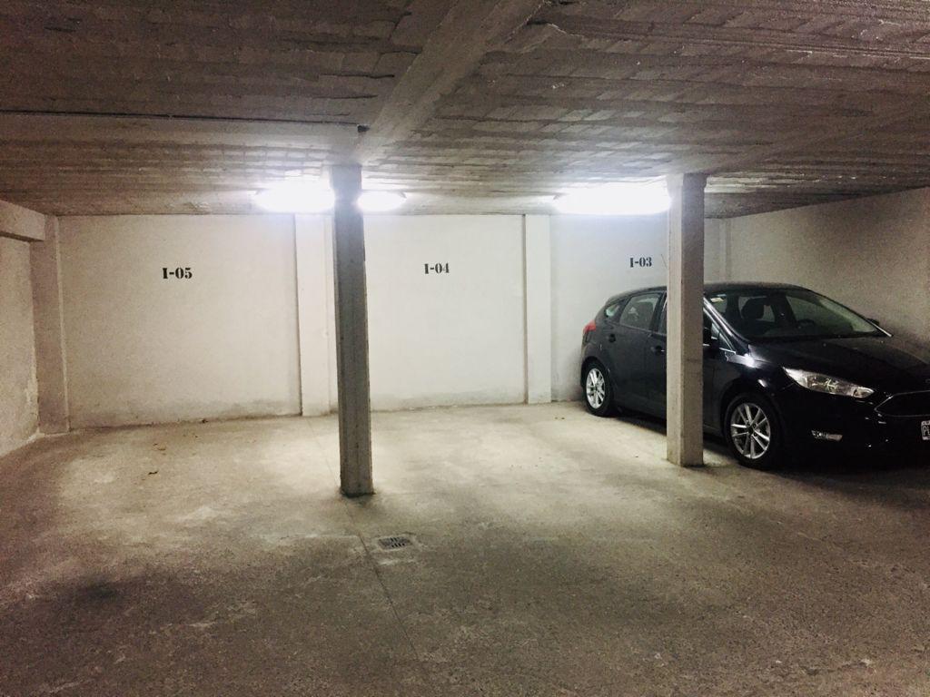Zeballos 3200 - Cochera en Venta en Rosario