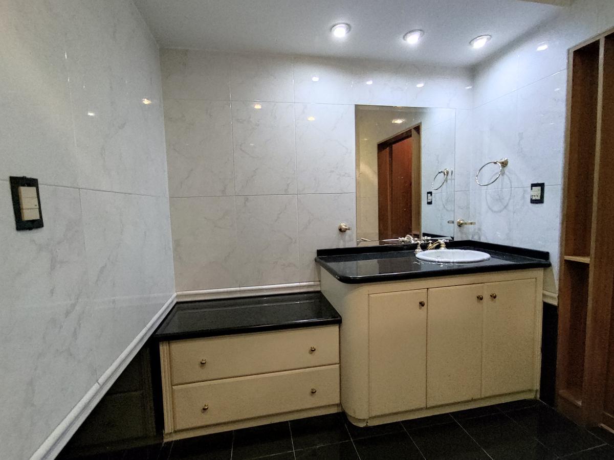 Zeballos 2500 - Casa de 3 Dorm. en Venta en Rosario 1