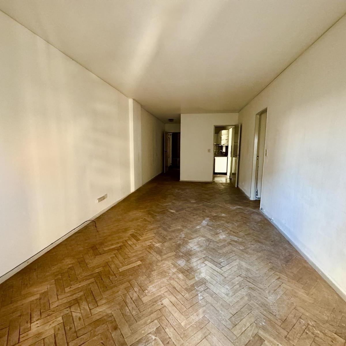 Corrientes 1800 - Departamento de 3 Dorm. en Venta 3