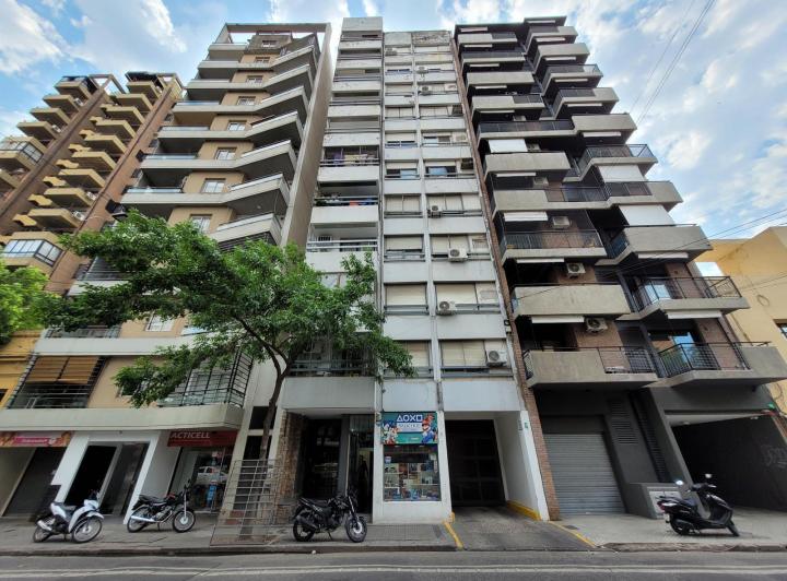 Corrientes 1800 - Departamento de 3 dormitorios en alquiler - Rosario, Abasto 2