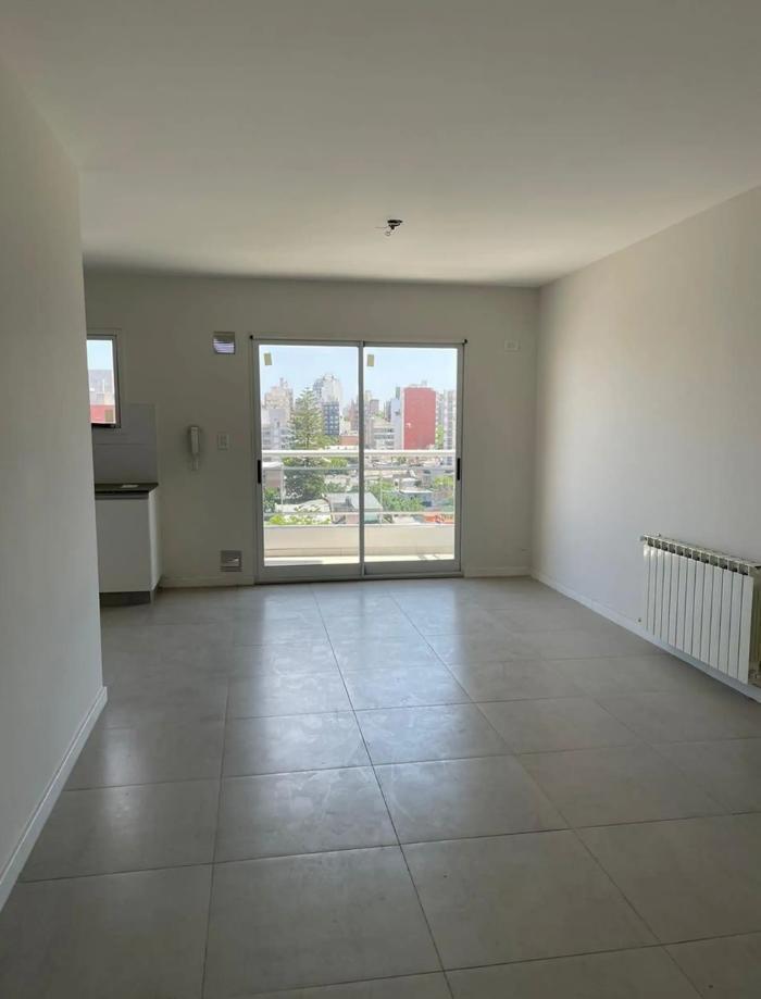 Córdoba 2600- Departamento de 2 dormitorio en venta - Rosario, Lourdes