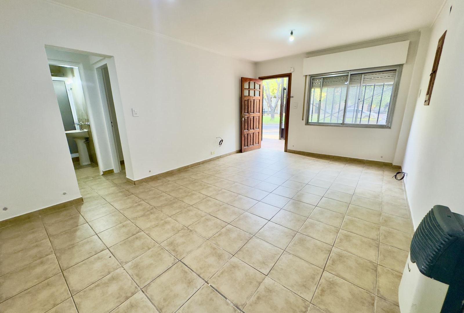 Centeno al 700 - Casa en venta de dos dormitorios mas comodín - Rosario, General Las Heras