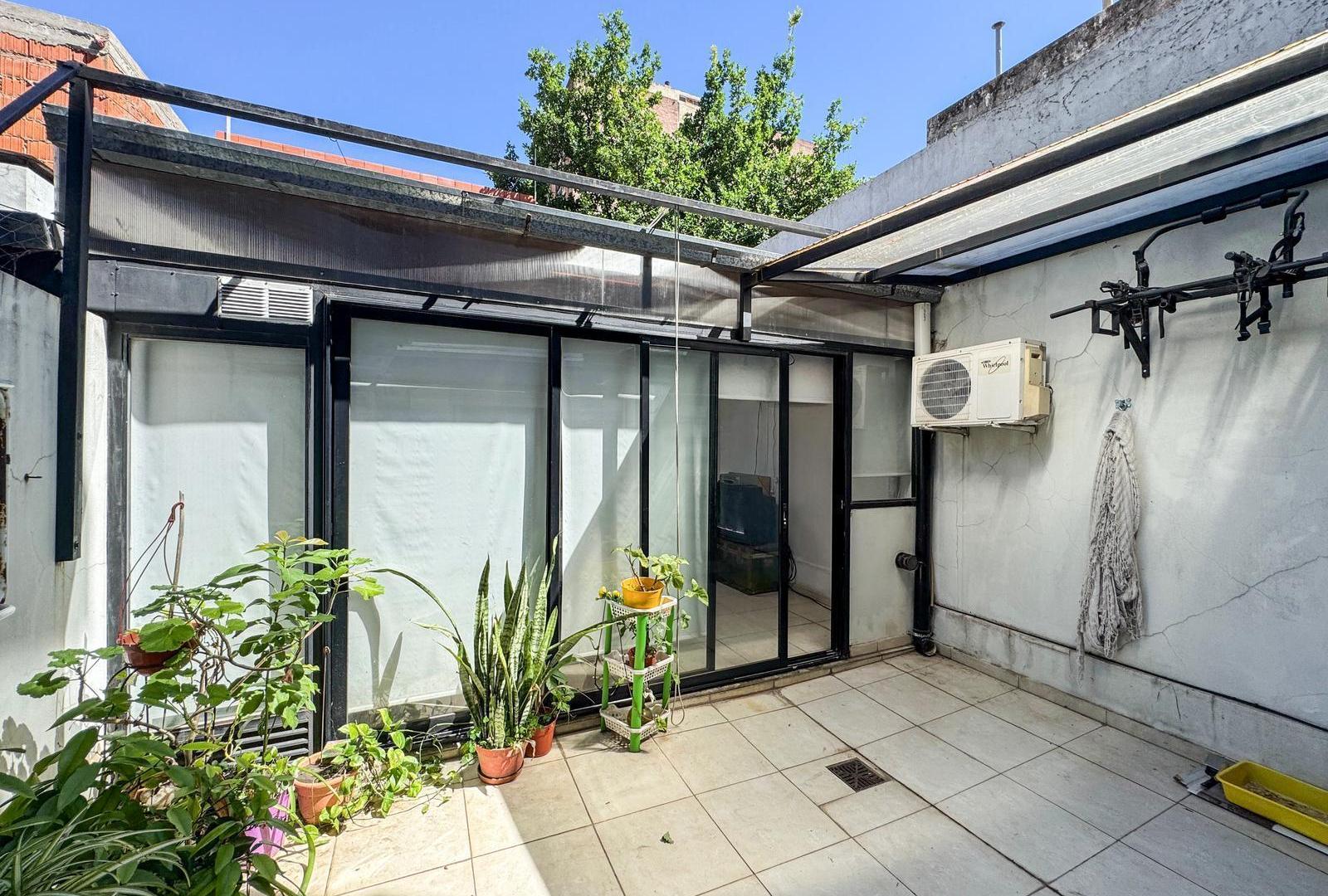 3 de Febrero al 2400 - Departamento en venta de 1 dormitorio con comodín y cochera - Rosario Lourdes