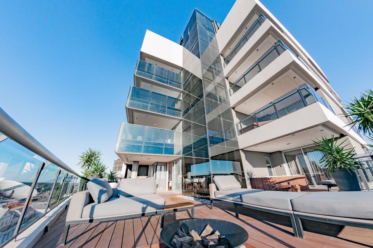 Av del Valle 2700 - Departamento de dos dormitorios en venta en Pichincha