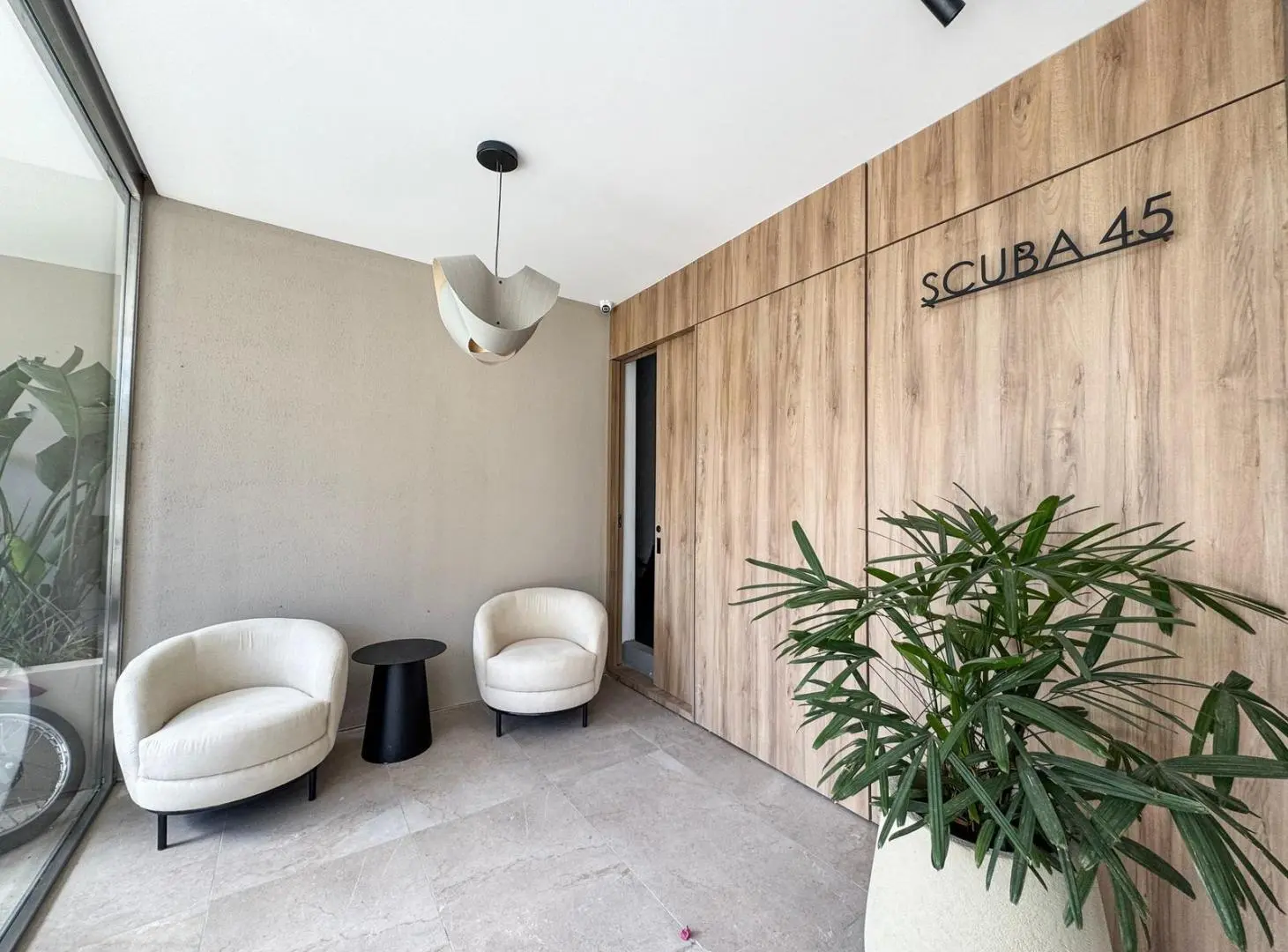 Av. Libertad al 100 - Piso exclusivo en venta  2 dormitorios - Barrio Martin 5