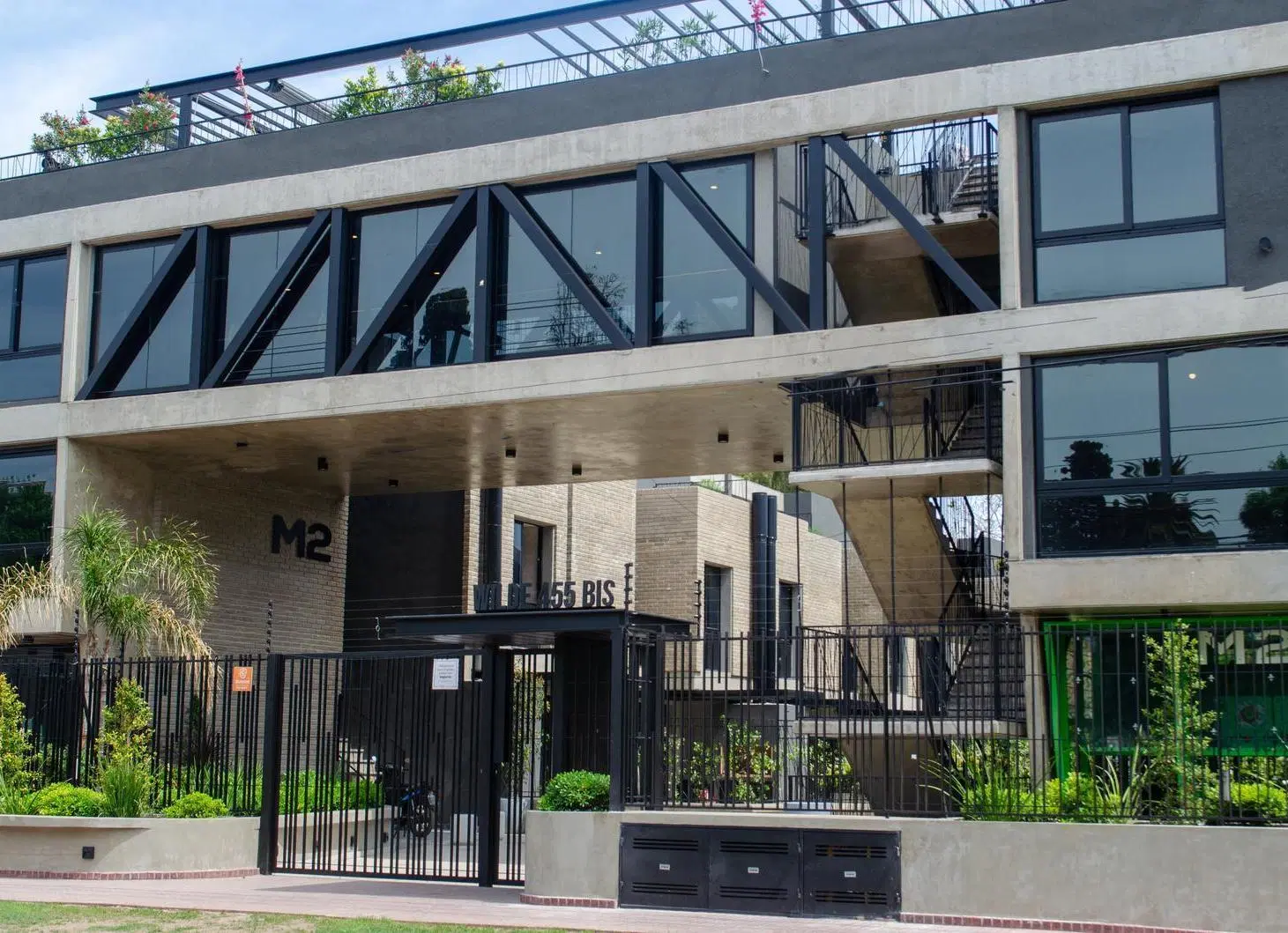 Wilde 455 bis - Casa de 3 dormitorios con pileta y parrillero en venta en Fisherton 5