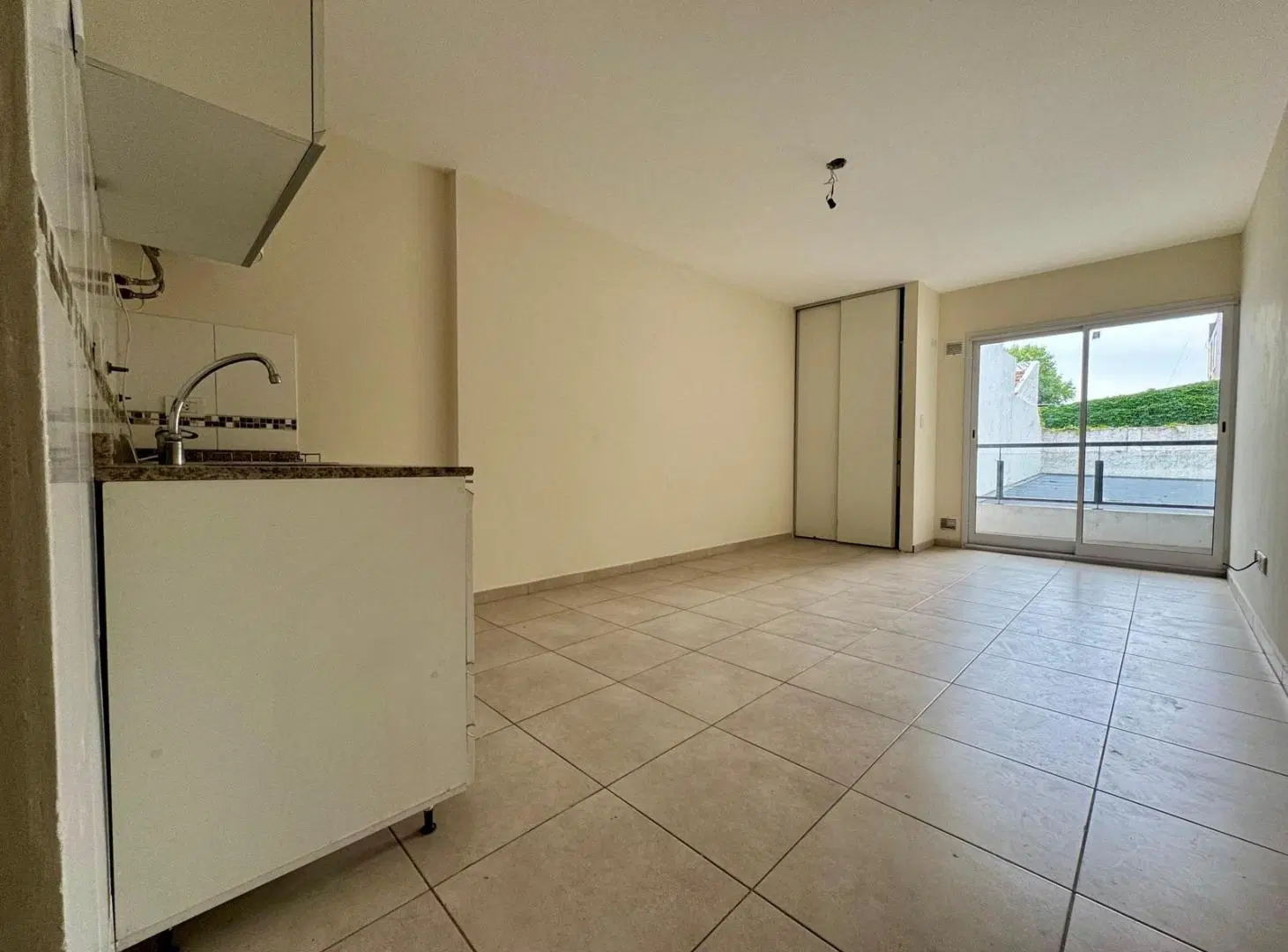 Ov. Lagos 500 - Departamento monoambiente en alquiler - Rosario, Pichincha 8