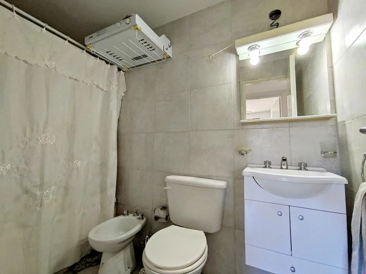 Vera Mújica y 3 de Febrero - Departamento de un dormitorio en venta con balcón - Rosario, Echesortu 8