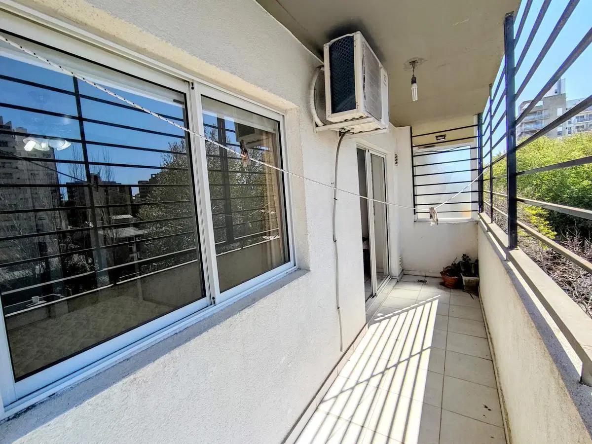 Vera Mújica y 3 de Febrero - Departamento de un dormitorio en venta con balcón - Rosario, Echesortu 4
