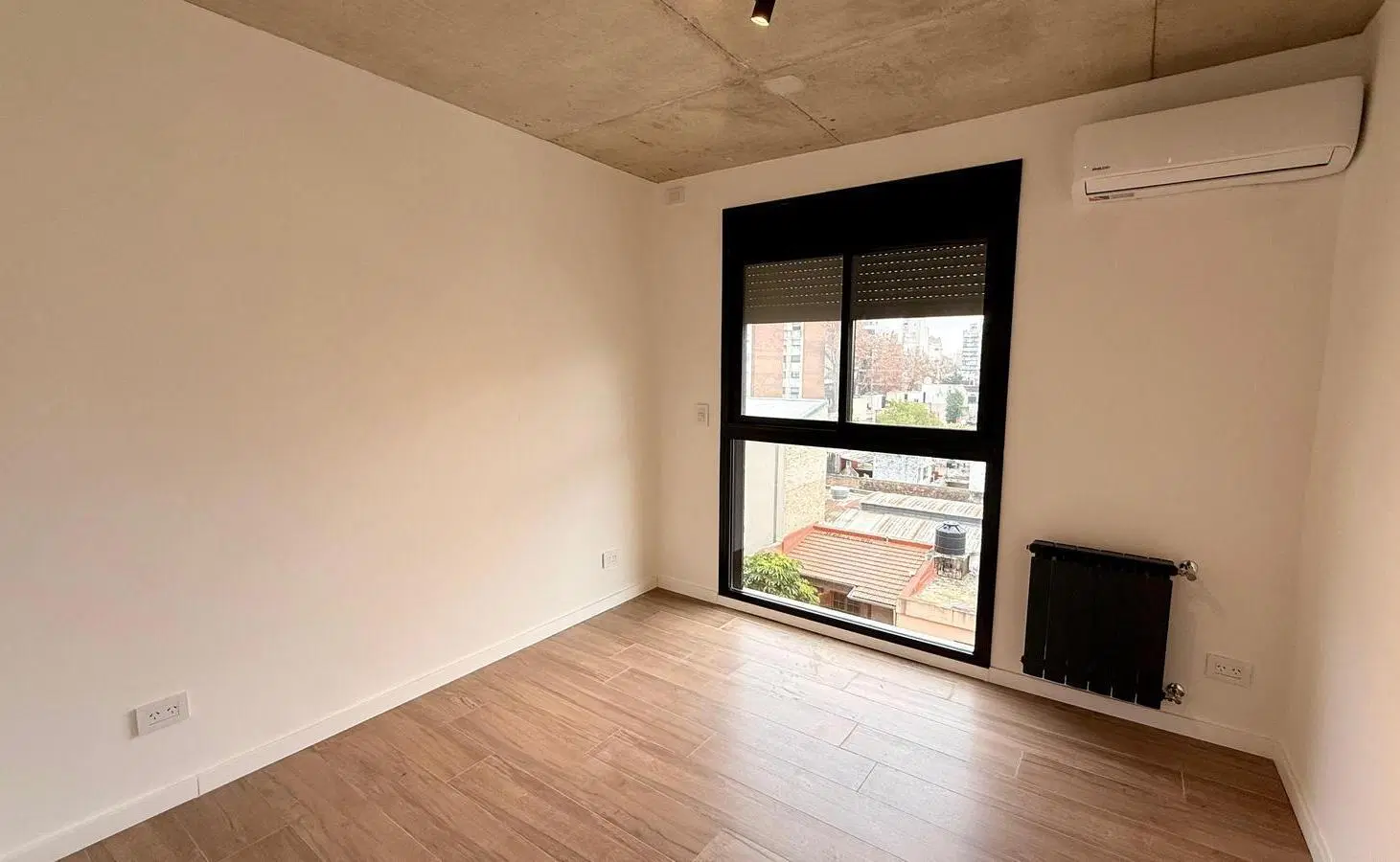 Rioja y Rodríguez - Departamento de 2 dormitorios en alquiler - Rosario, Barrio Lourdes 3