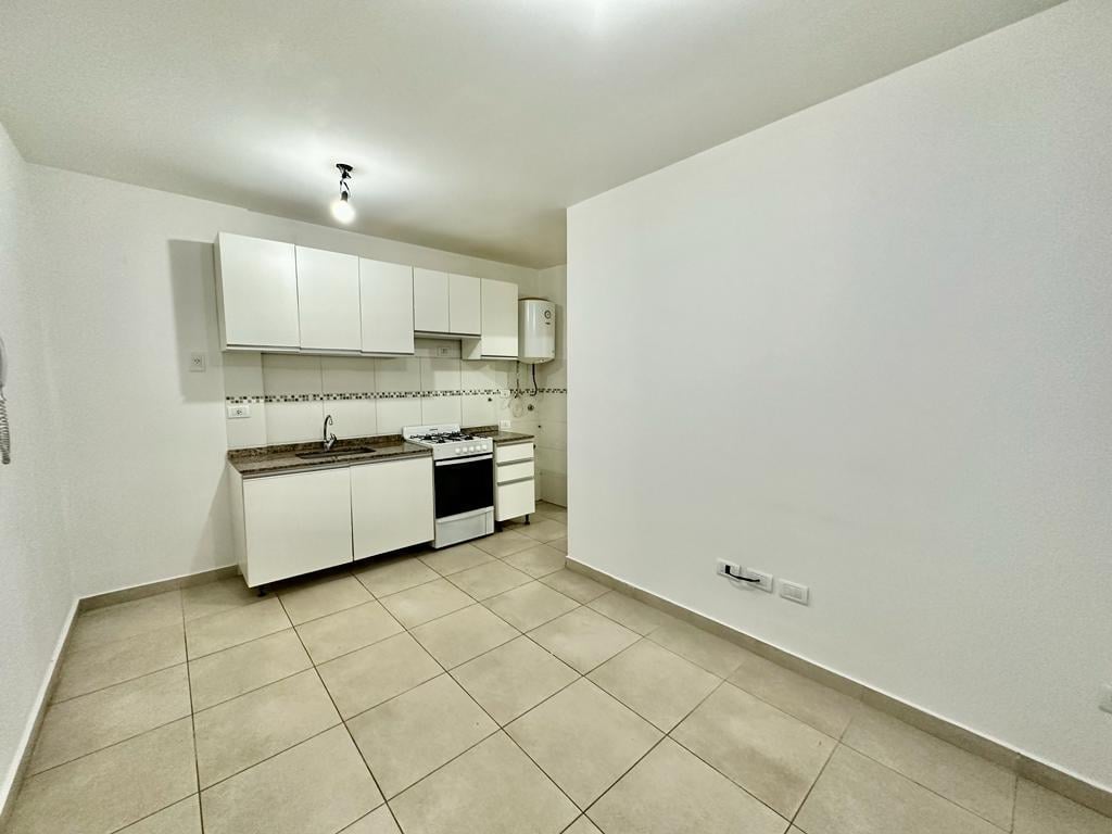 Foto de Rawson 200 - Departamento de un dormitorio en alquiler - Rosario, Refinerías, imagen 1