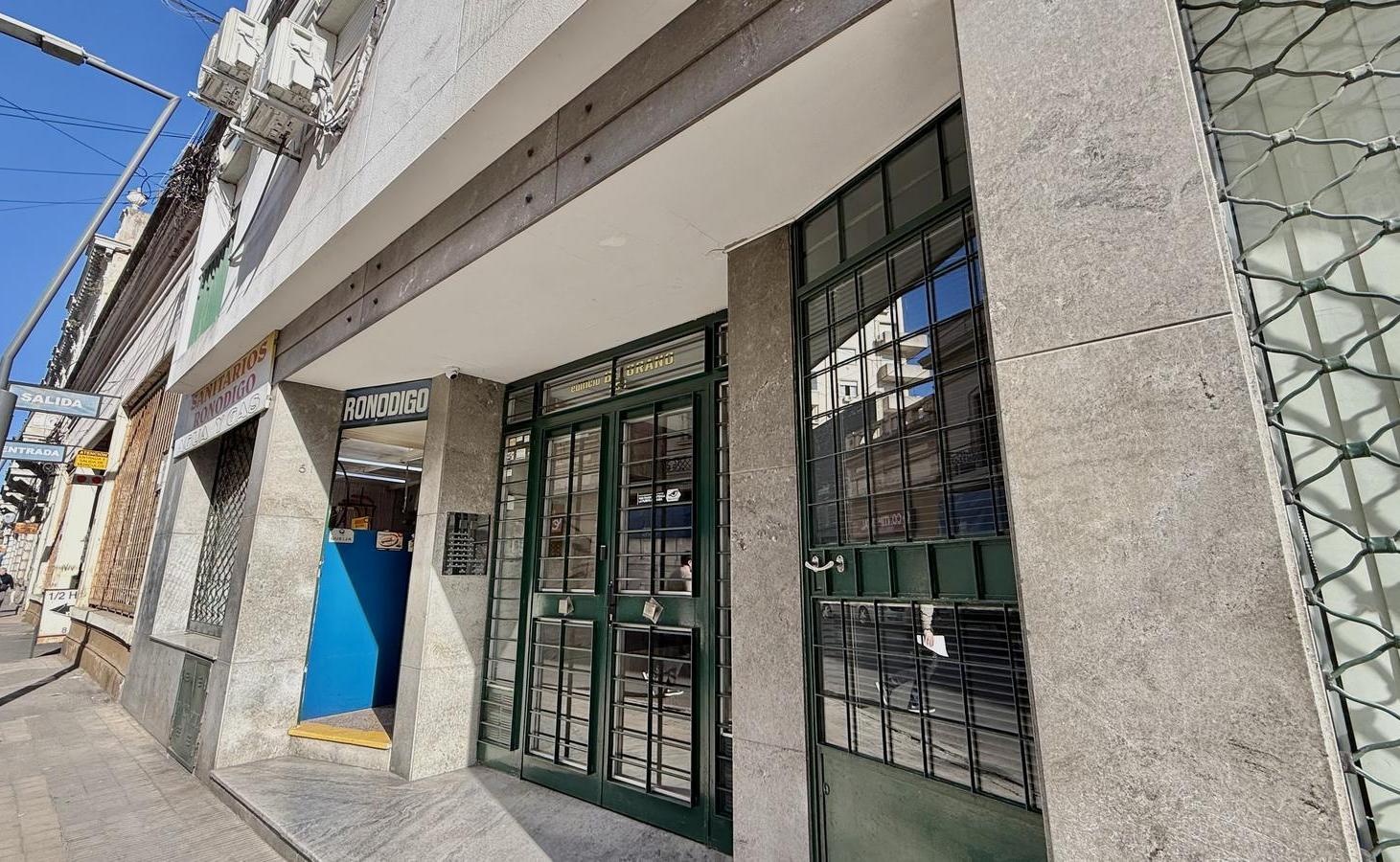 Foto de San Juan 900 - Departamento en venta de 2 dormitorios - Rosario centro, imagen 2
