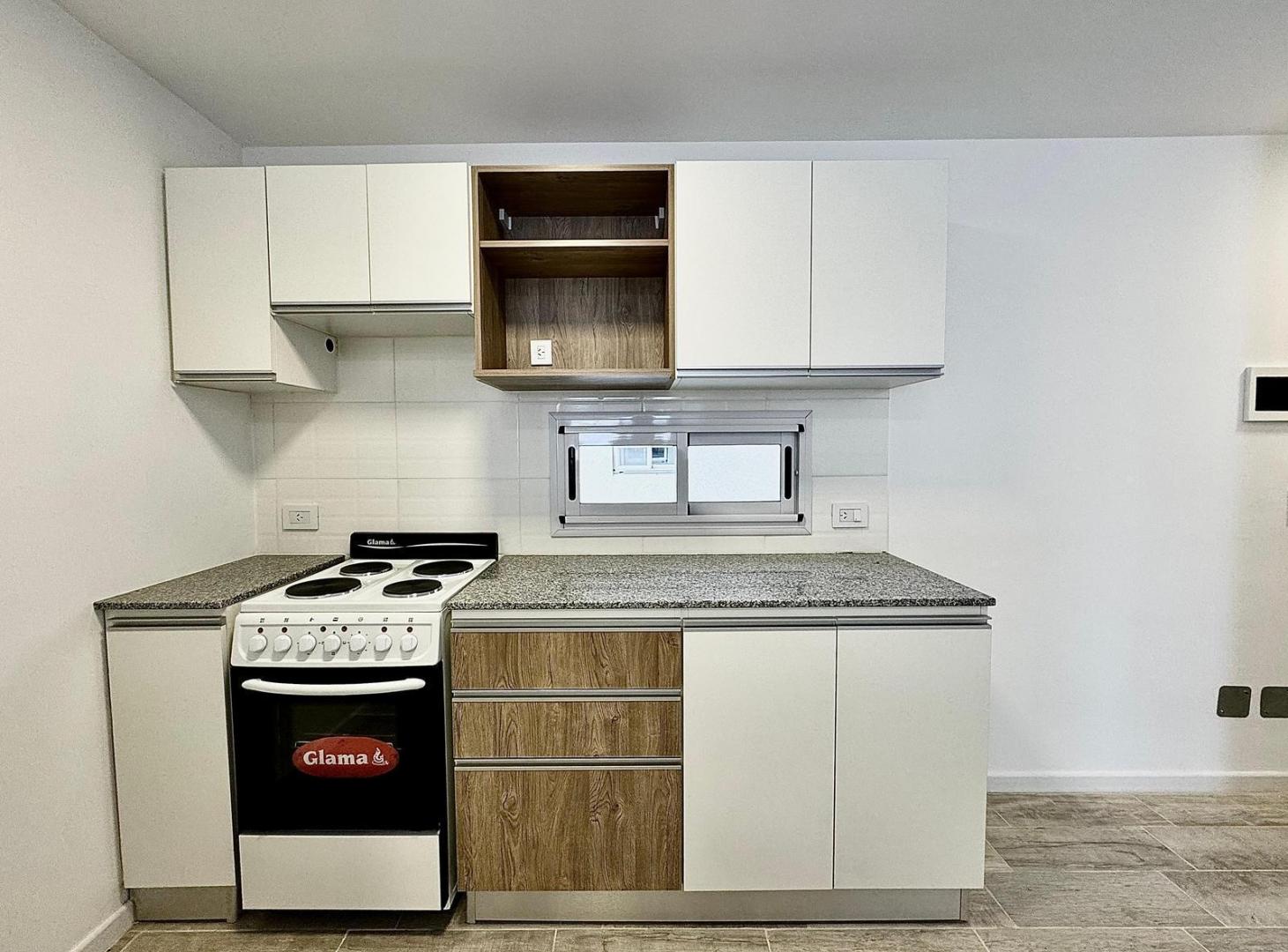 Foto de Pellegrini 3000 - Departamento un dormitorio en alquiler - Rosario, imagen 1