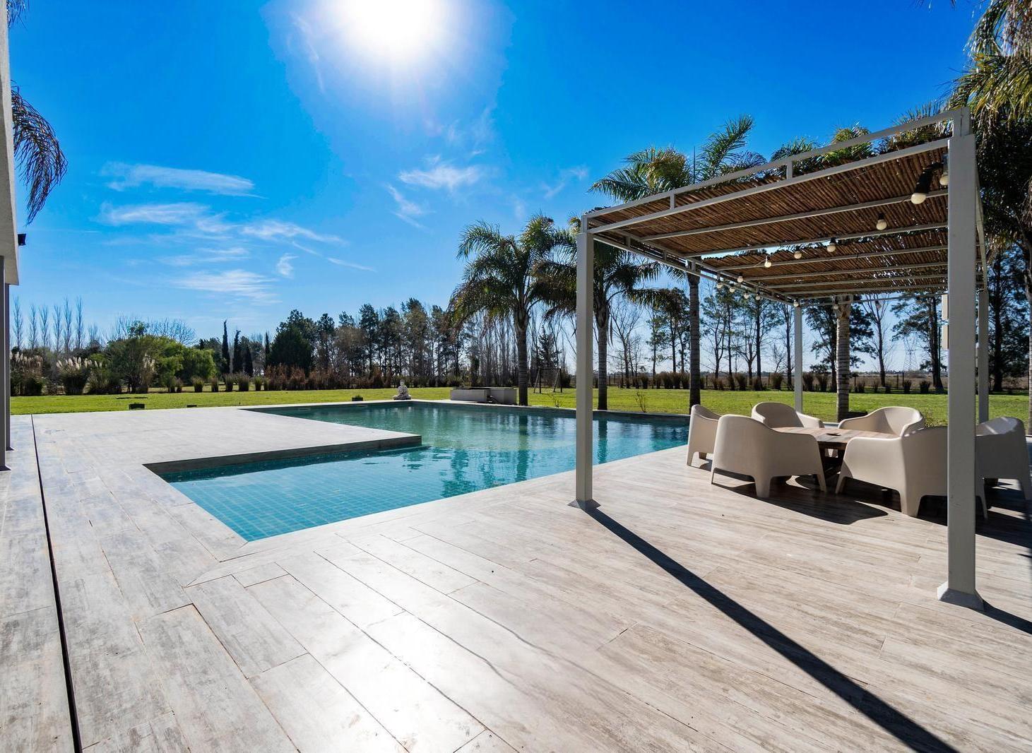 Foto de Casa en venta 4 dormitorios en Roldán - Barrio Privado Los Raigales, imagen 1