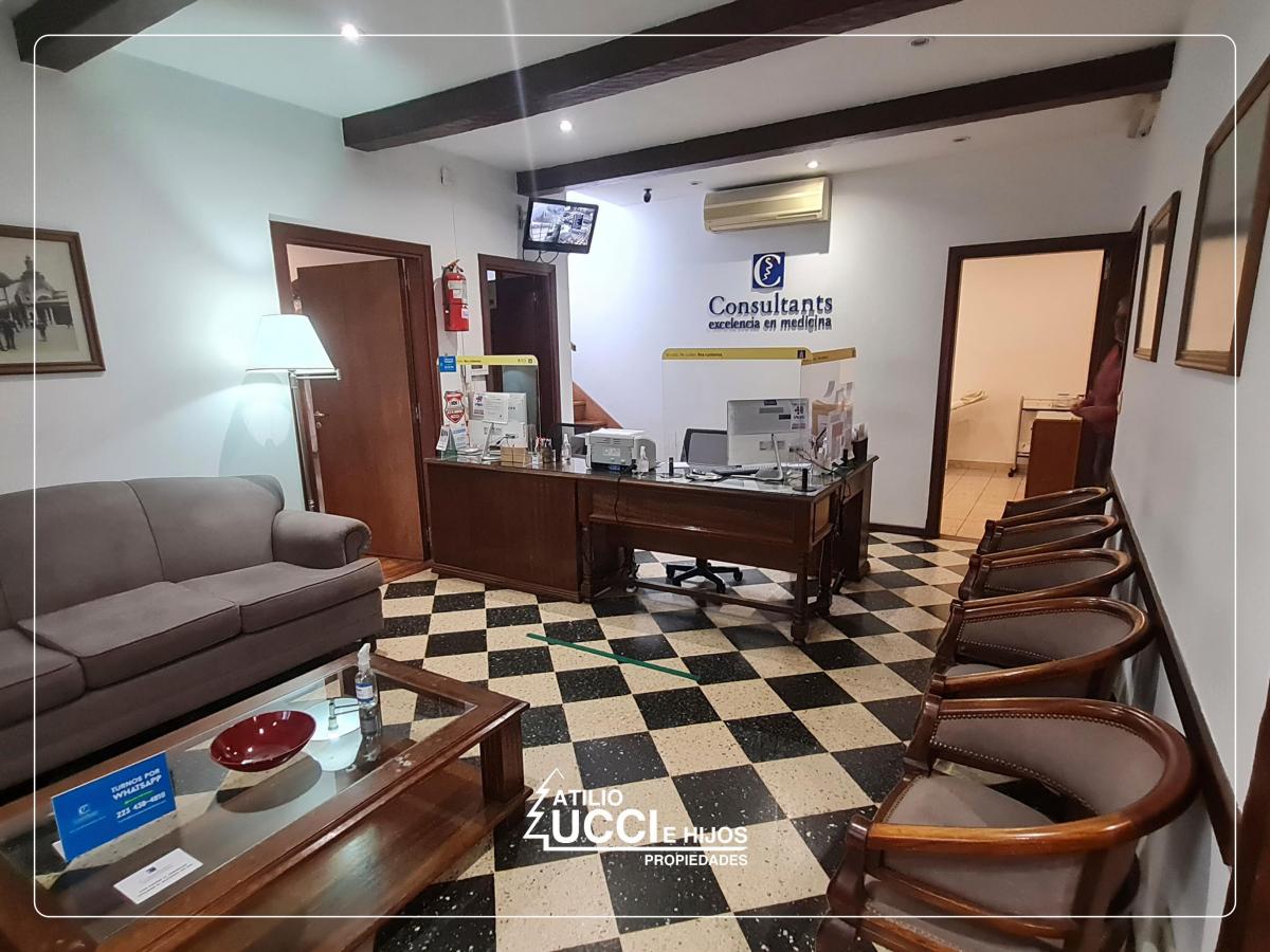 Chauvin. Cordoba 2700 Venta Chalet 4 Amb en Distrito C3. Sobre Esquina 3