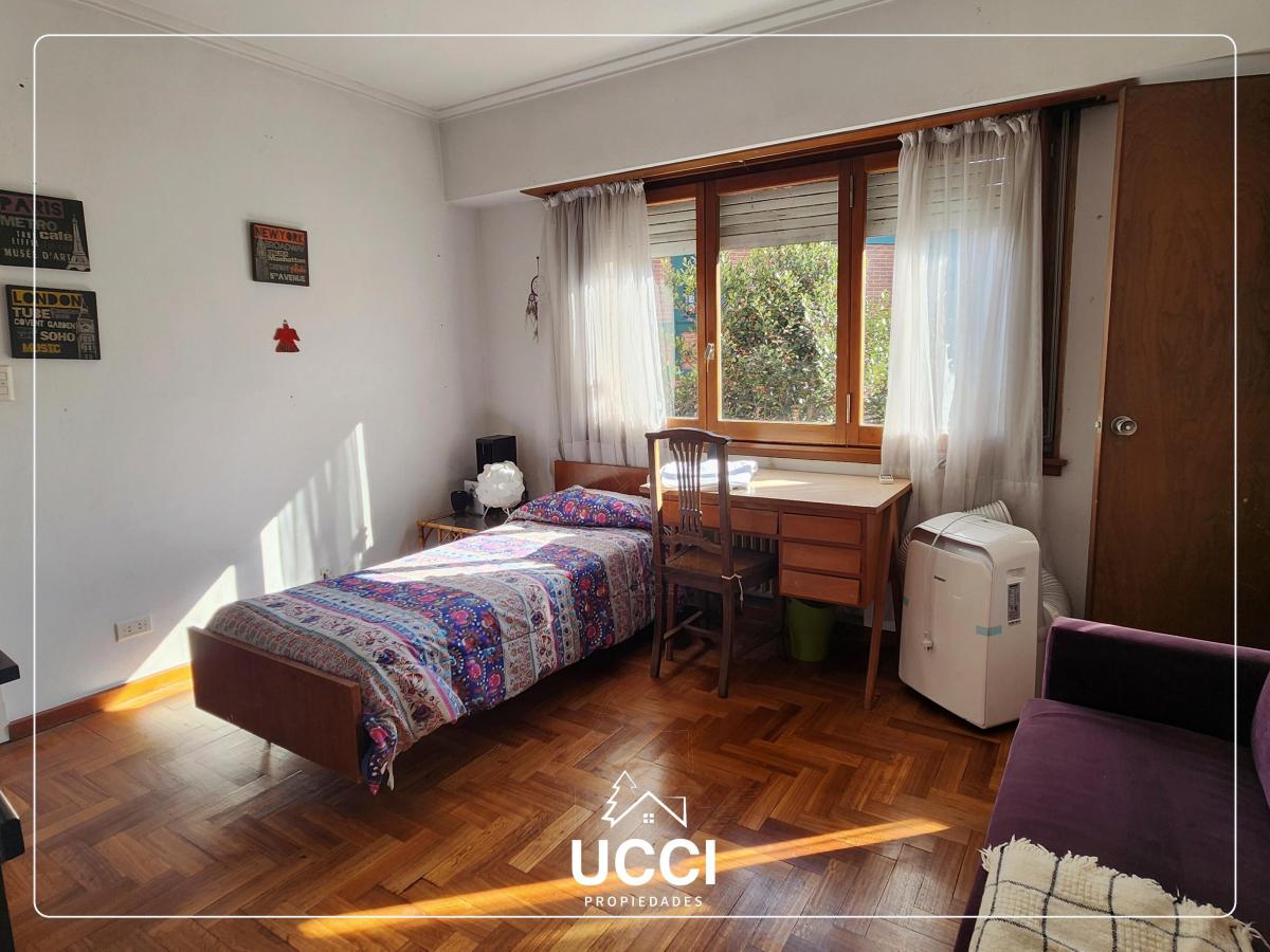 Foto de Los Troncos. Venta Chalet 5 dorm sobre lote de terreno de 736 m2. En 2, imagen 2