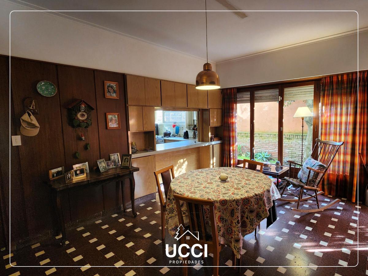 Foto de Los Troncos. Venta Chalet 5 dorm sobre lote de terreno de 736 m2. En 2, imagen 3