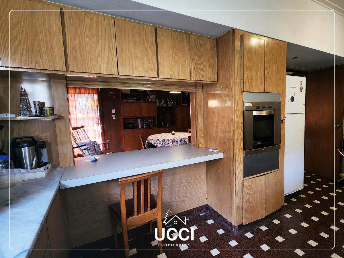 Foto de Los Troncos. Venta Chalet 5 dorm sobre lote de terreno de 736 m2. En 2, imagen 5