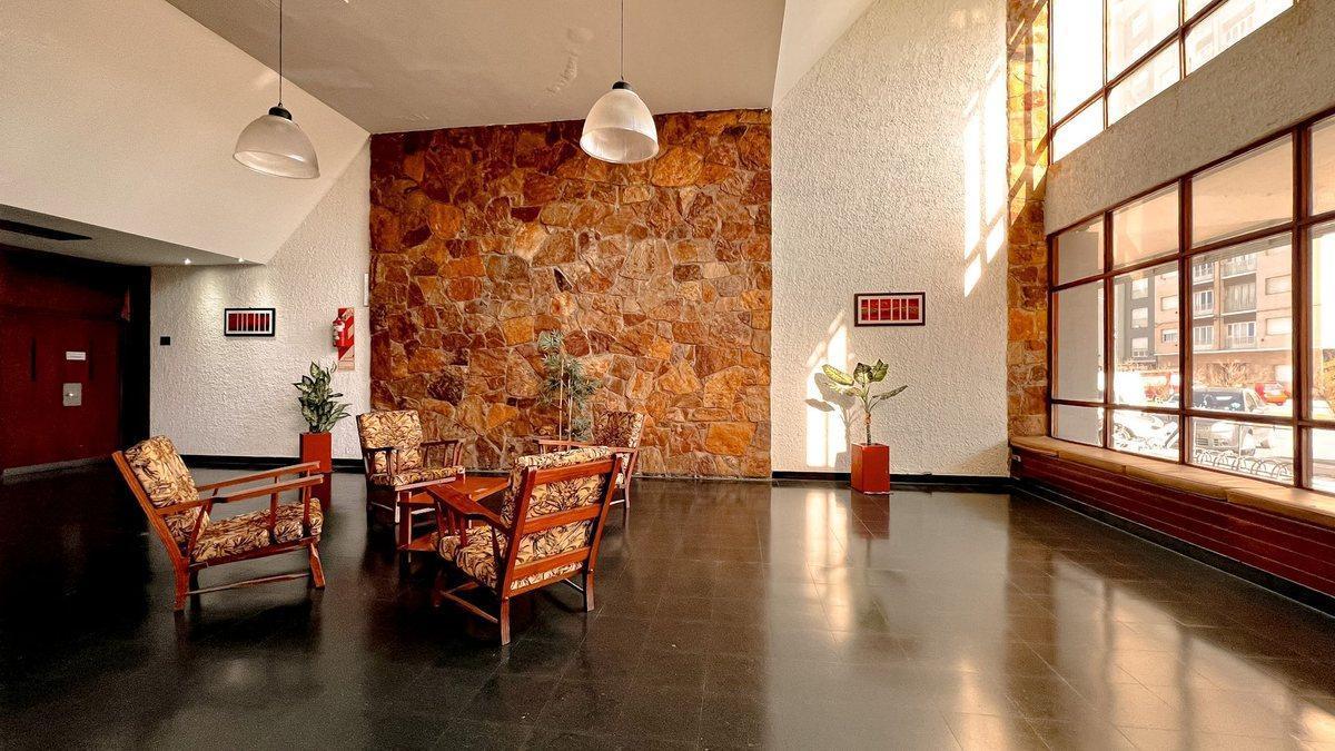 Venta Departamento 3 Ambientes Miramar 2