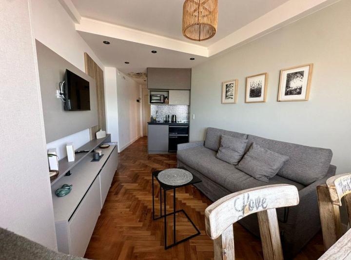 VENTA MONOAMBIENTE AMOBLADO VISTA AL MAR LA PERLA 2