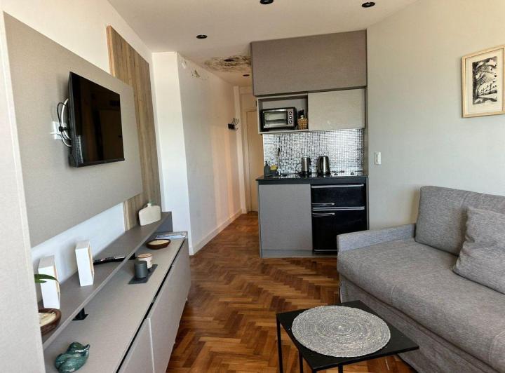 VENTA MONOAMBIENTE AMOBLADO VISTA AL MAR LA PERLA 1