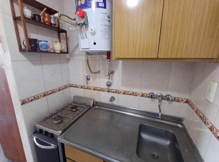 VENTA MONOAMBIENTE LUMINOSO PLAZA MITRE 3