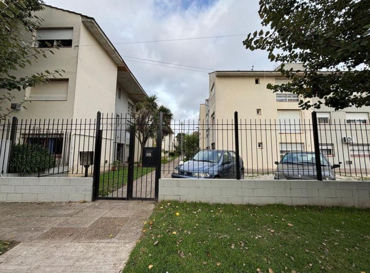 VENTA DEPARTAMENTO 3 AMBIENTES B. SANTA RITA 2