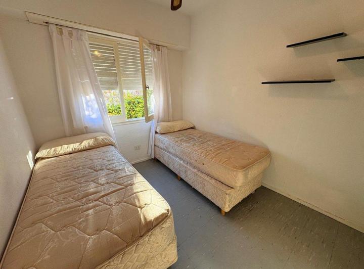 Venta depto 2 ambientes Miramar 3
