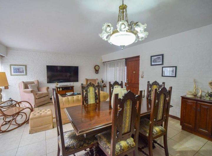 VENTA CASA 5 AMBIENTES CON PILETA LA FLORIDA UNO 4