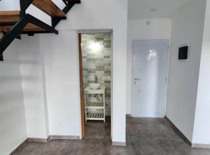 VENTA PH 2 AMBIENTES CAMET NORTE A ESTRENAR 2