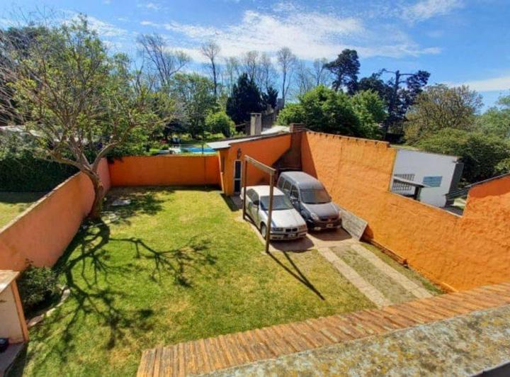 VENTA CASA 4 AMBIENTES CON JARDIN MIRAMAR 1