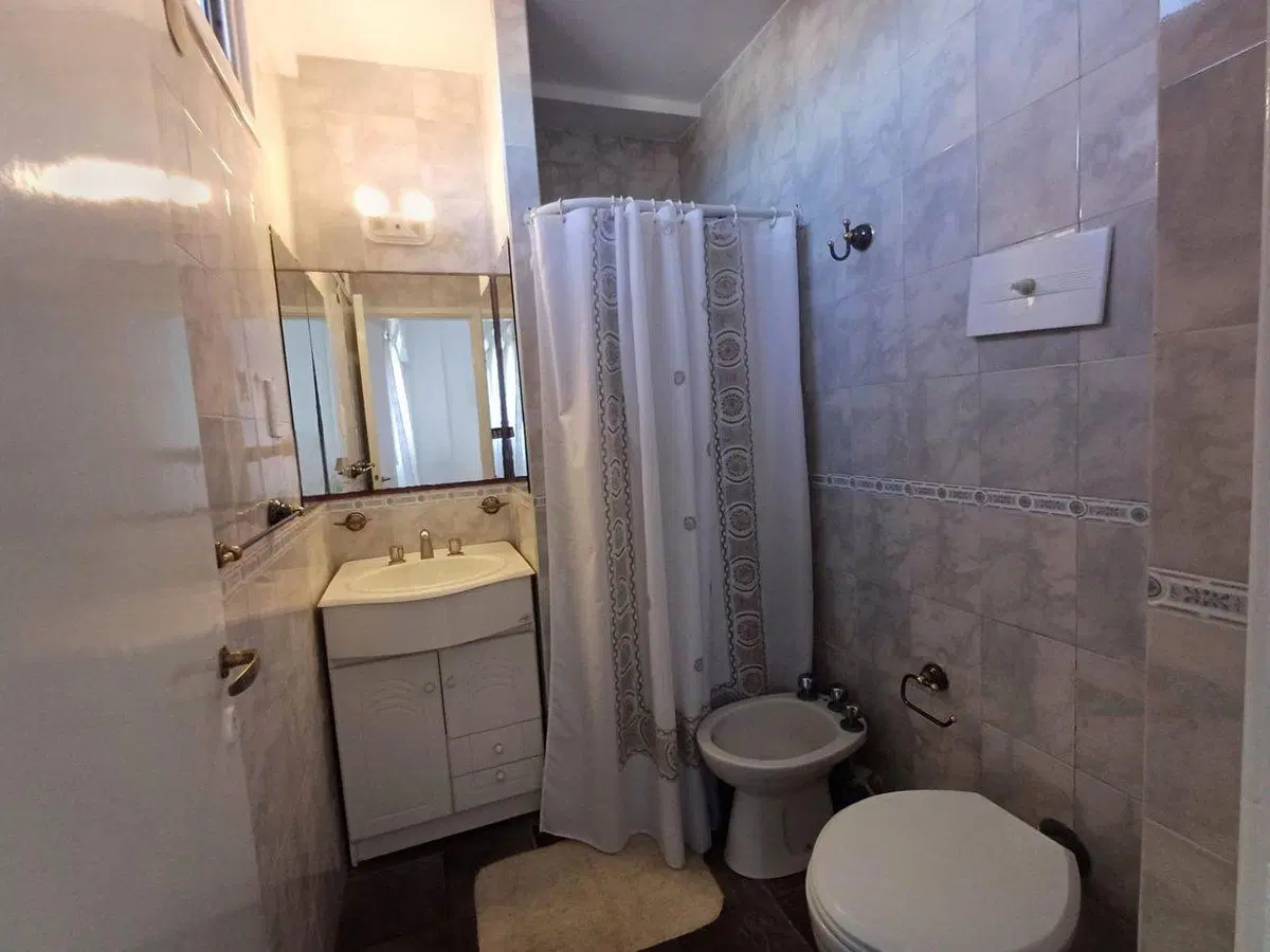 VENTA DEPARTAMENTO 2 AMBIENTES MIRAMAR 5