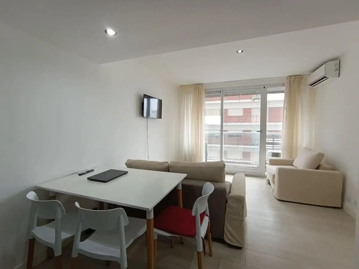 Venta 2 amb, c/cochera, ROYAL PARK, Zona La Perla 4