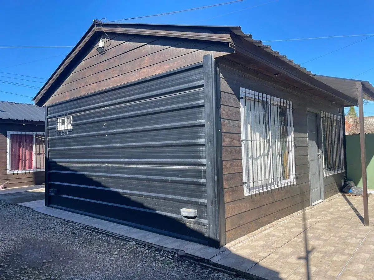 VENTA DE 3 CASAS EN BLOCK SOBRE TERRENO PROPIO 5