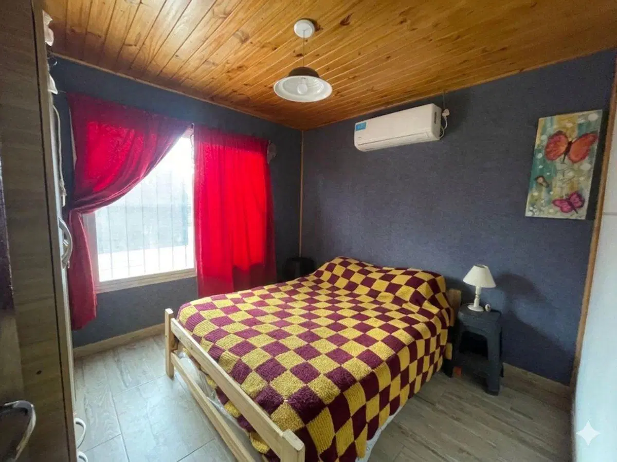 VENTA DE 3 CASAS EN BLOCK SOBRE TERRENO PROPIO 2